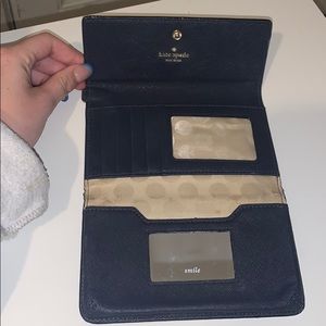 Kate Spade trifold wallet